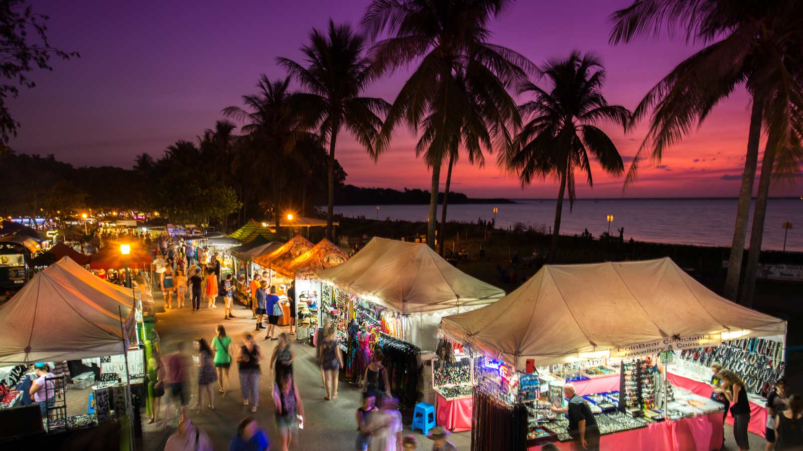 Mindil Beach Markets sunset image. Visited on the Darwin City tour.