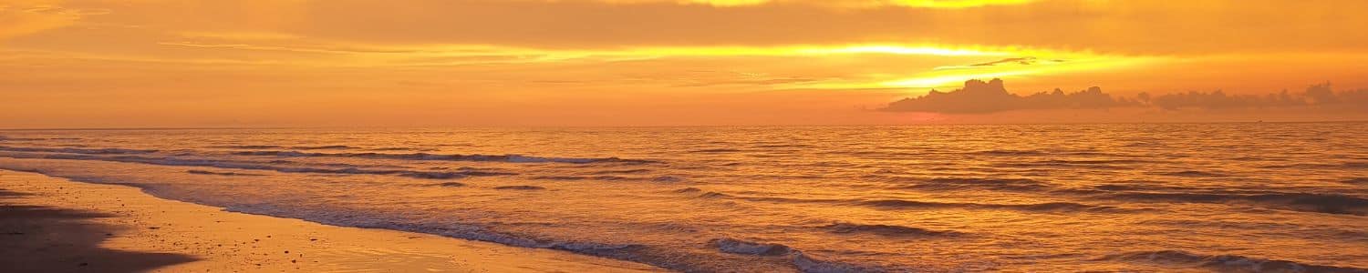 Sunset enjoy on a premium tour